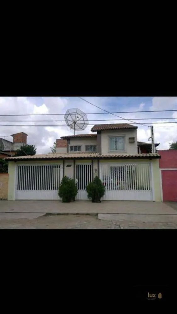 Casa, 3 quartos, 220 m² - Foto 1