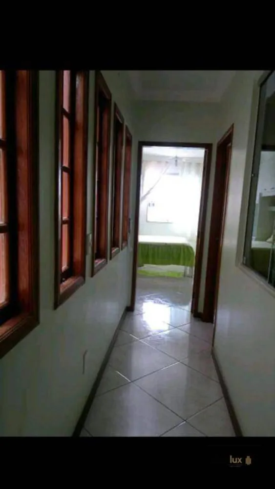 Casa, 3 quartos, 220 m² - Foto 6