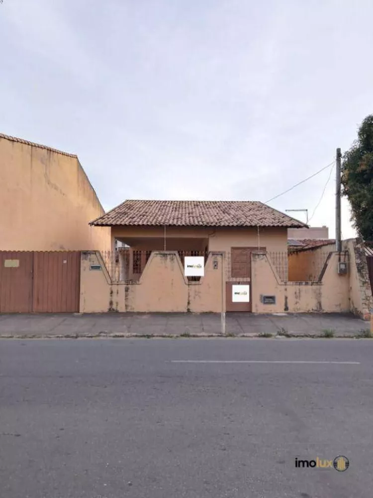 Casa, 3 quartos, 189 m² - Foto 1