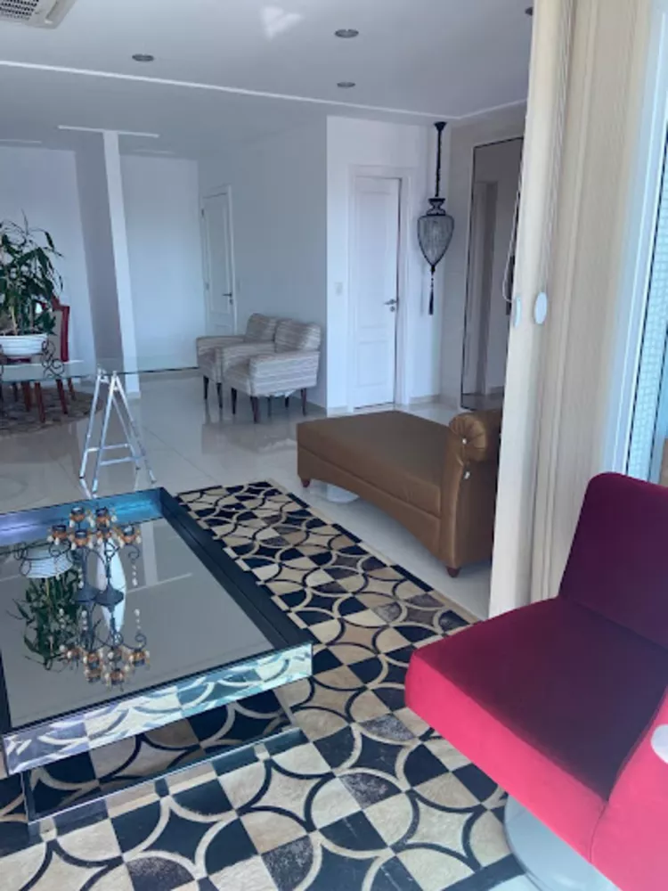 Apartamento, 3 quartos, 160 m² - Foto 2
