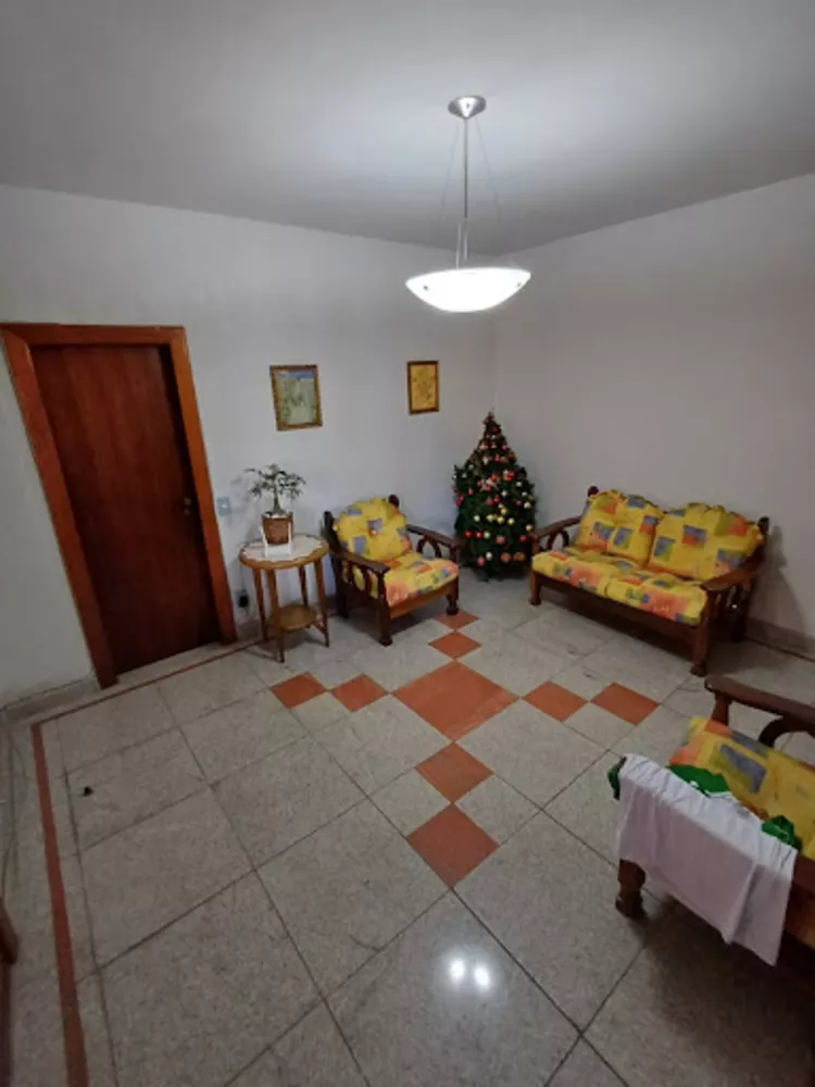 Casa, 6 quartos, 258 m² - Foto 9