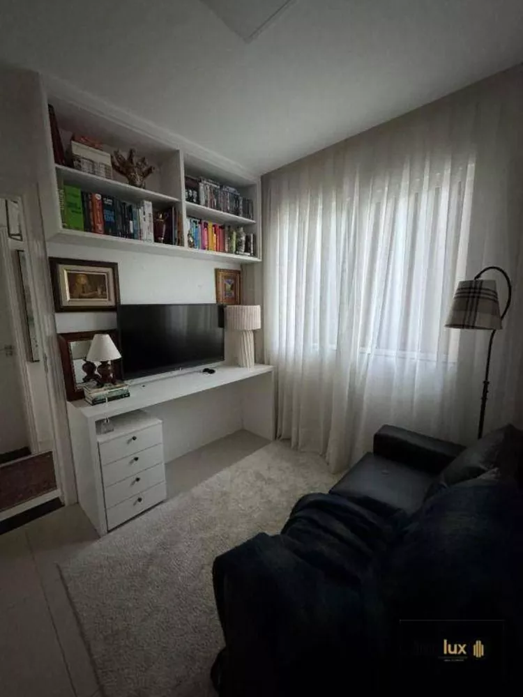 Casa, 4 quartos, 200 m² - Foto 17