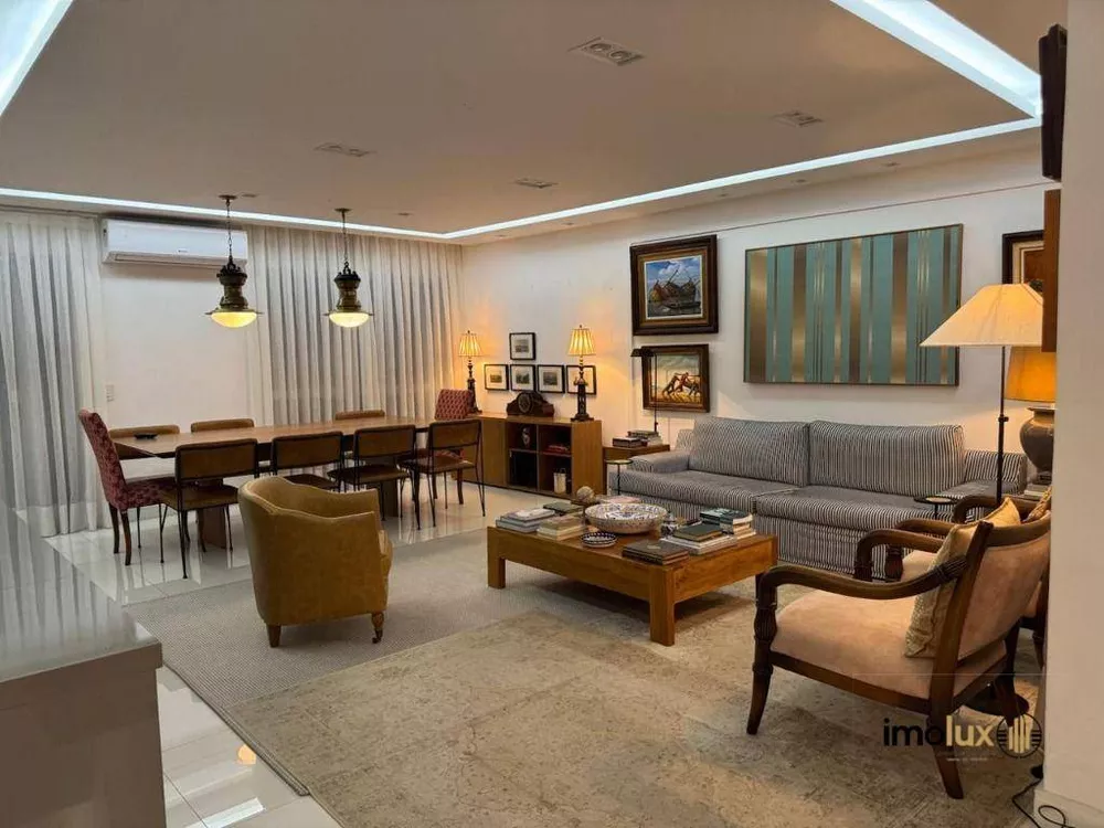 Casa, 4 quartos, 200 m² - Foto 1