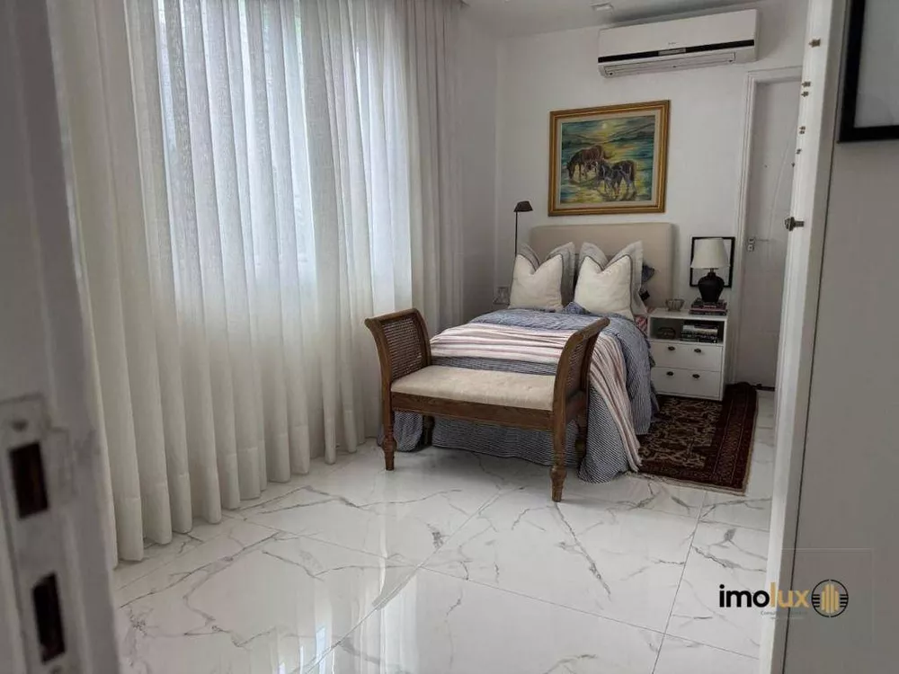 Casa, 4 quartos, 200 m² - Foto 2