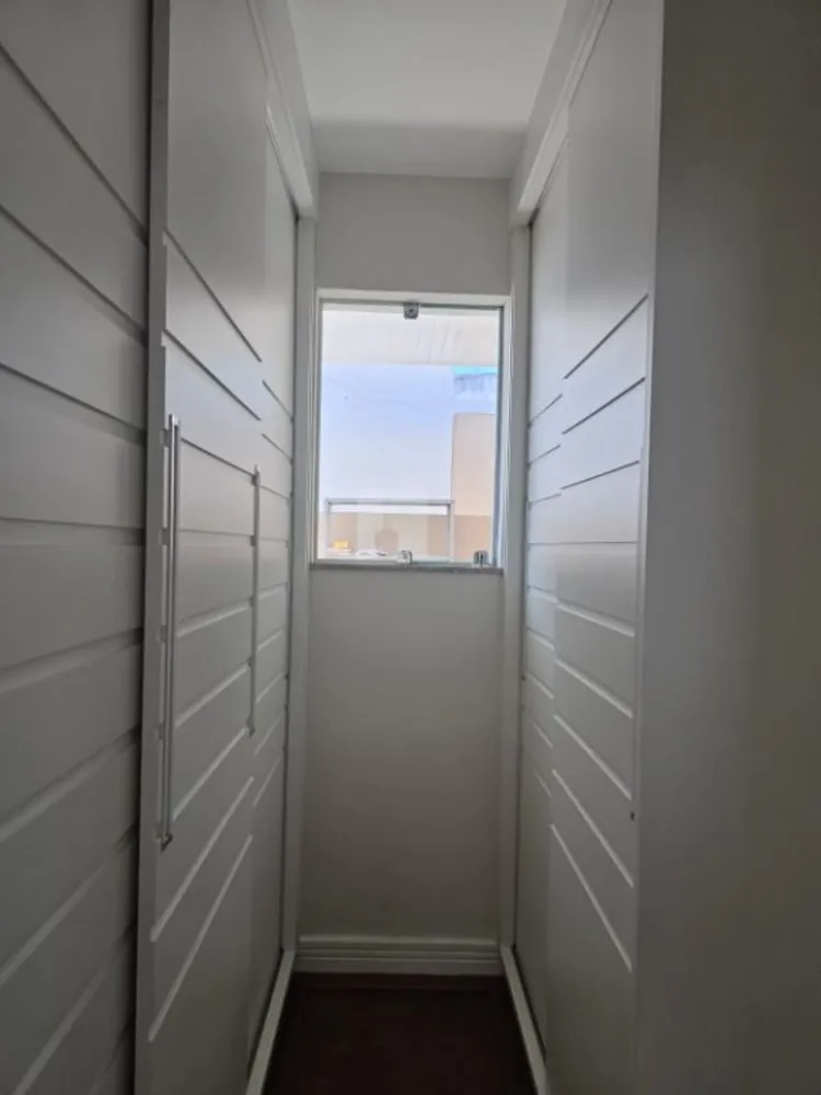 Casa, 3 quartos, 230 m² - Foto 12