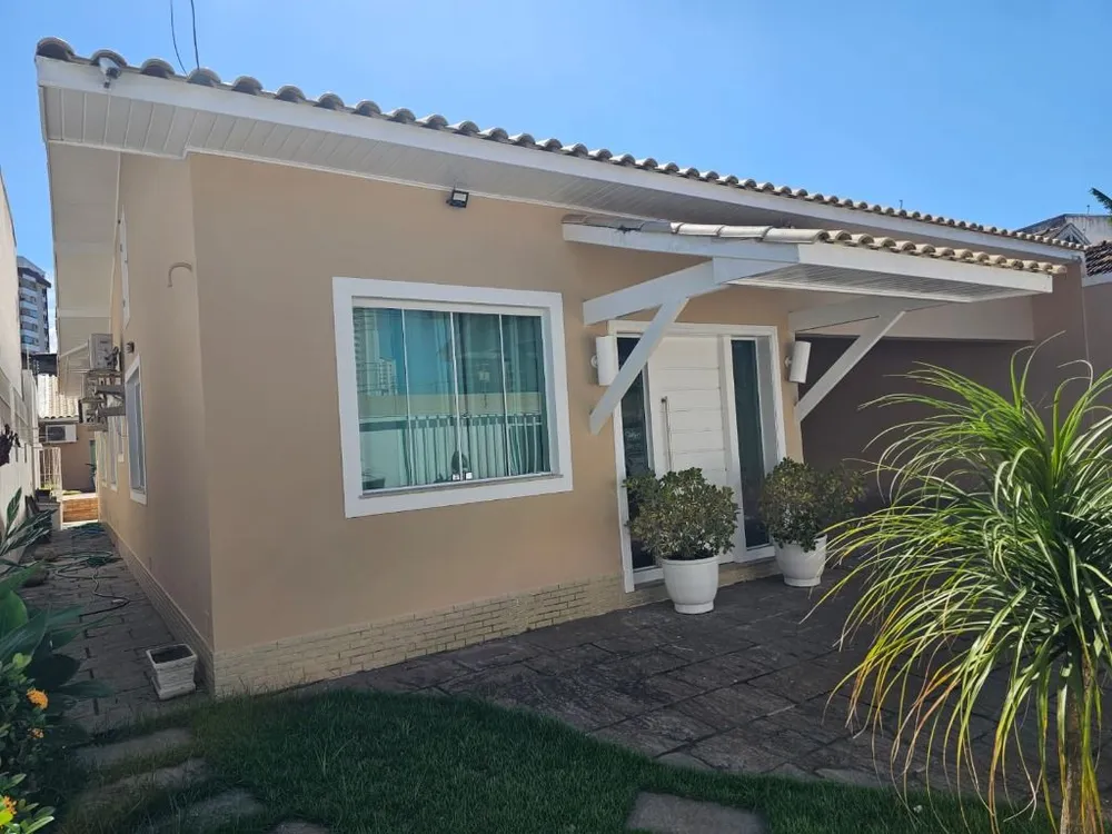 Casa, 3 quartos, 230 m² - Foto 2