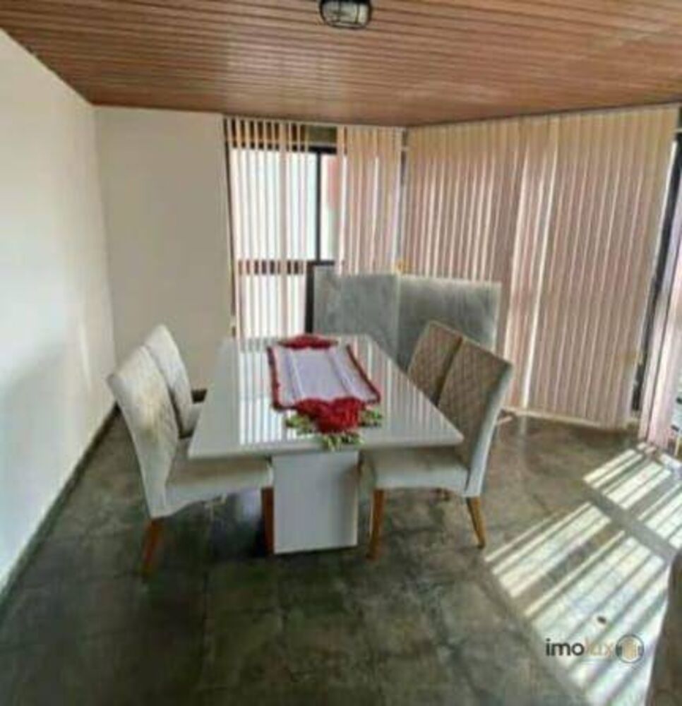 Apartamento à venda com 3 quartos, 220m² - Foto 8
