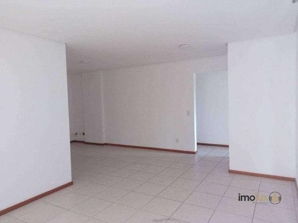 Apartamento à venda e aluguel com 3 quartos, 115m² - Foto 1