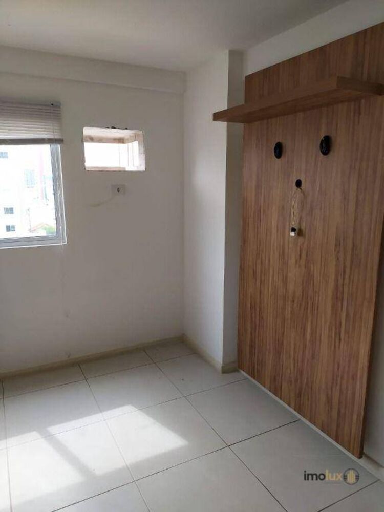Apartamento para alugar com 1 quarto, 42m² - Foto 8