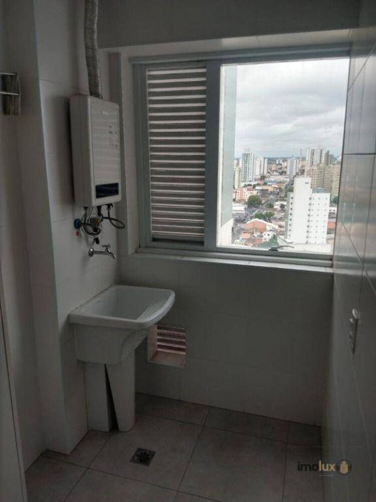 Apartamento para alugar com 2 quartos, 68m² - Foto 5