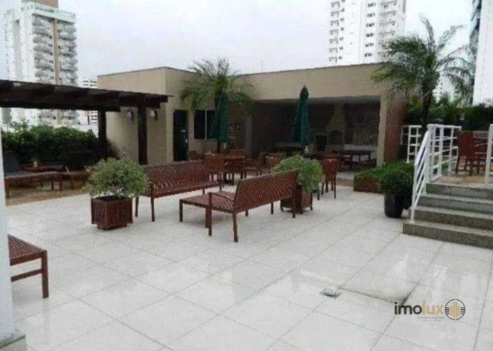 Apartamento à venda com 1 quarto, 42m² - Foto 2