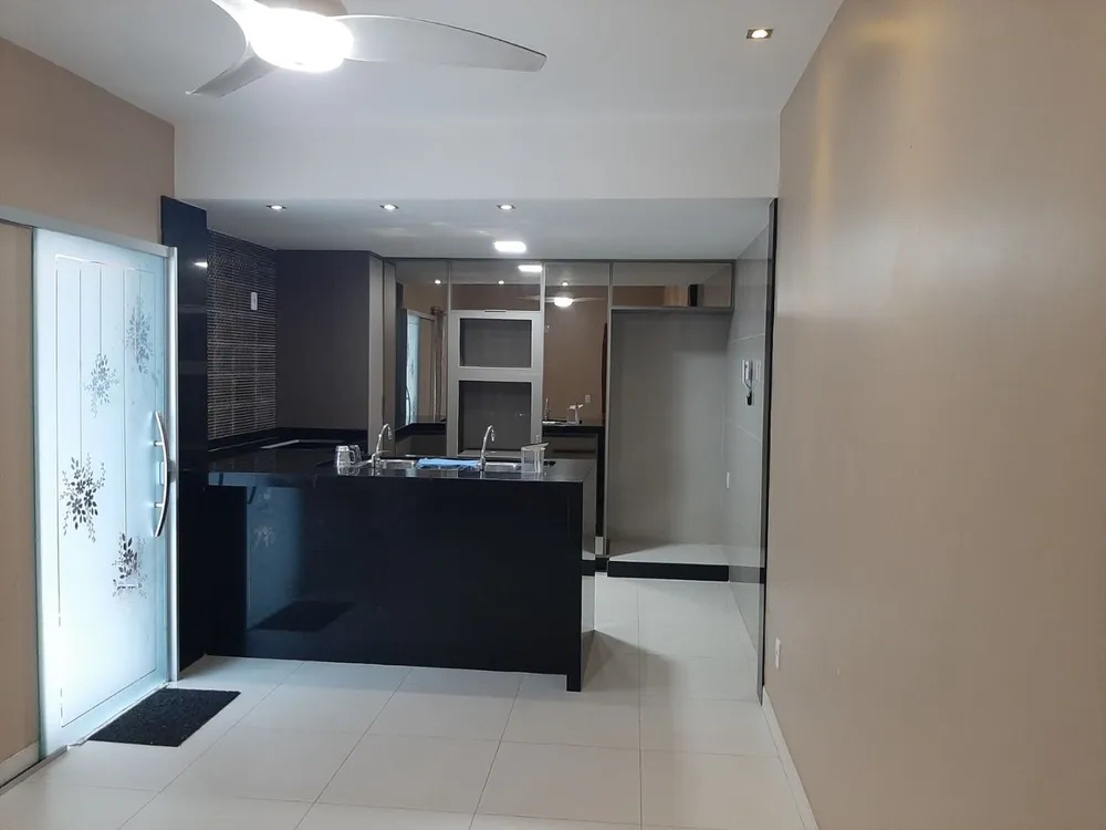 Casa, 3 quartos, 200 m² - Foto 2