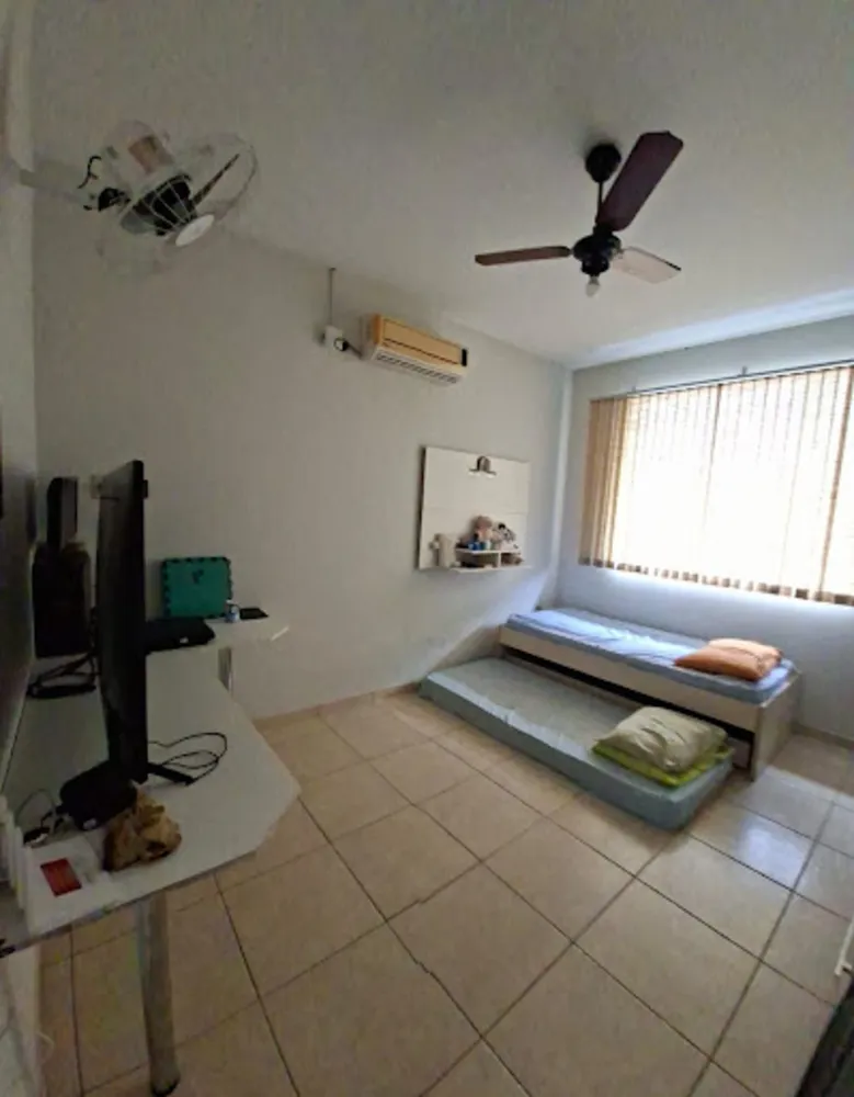 Casa, 3 quartos, 240 m² - Foto 15