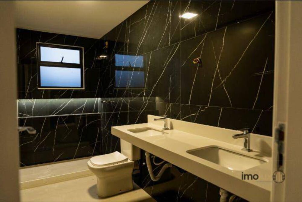 Casa de Condomínio à venda com 4 quartos, 248m² - Foto 4