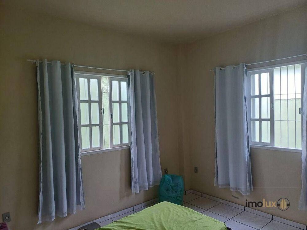 Casa à venda com 3 quartos, 120m² - Foto 7