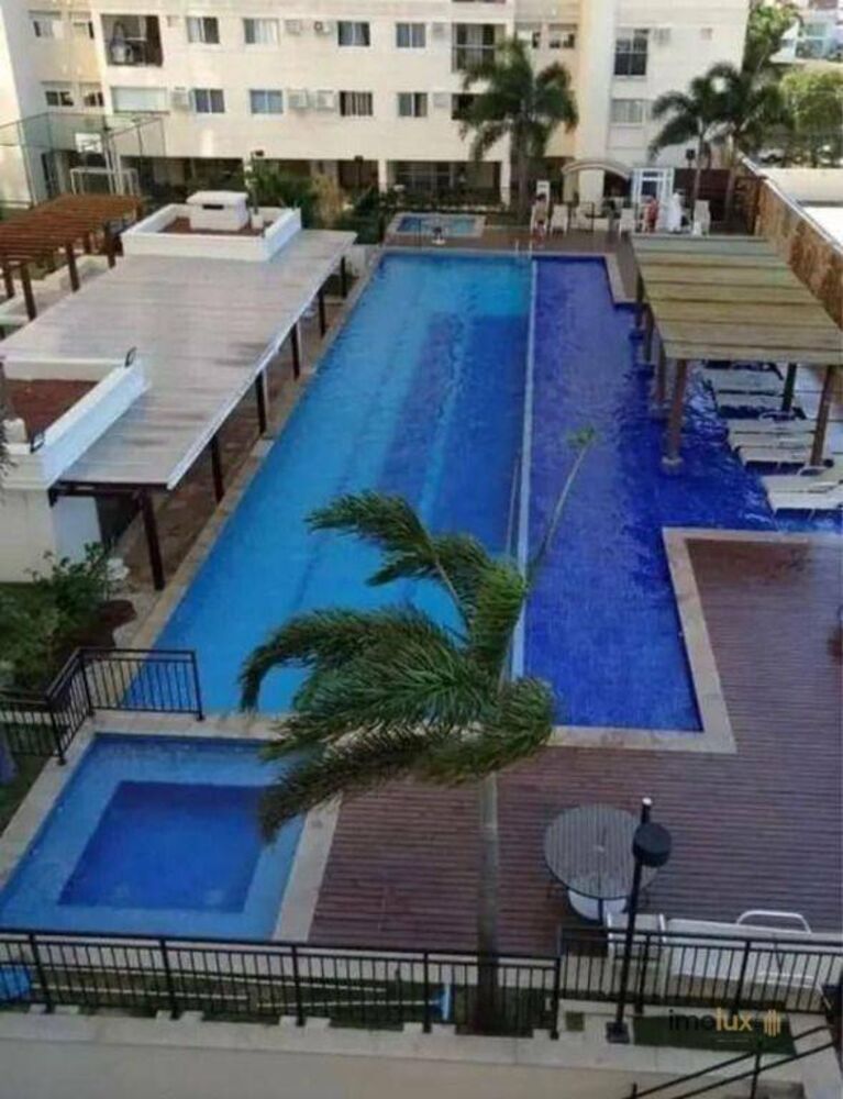 Apartamento à venda com 3 quartos, 1m² - Foto 2