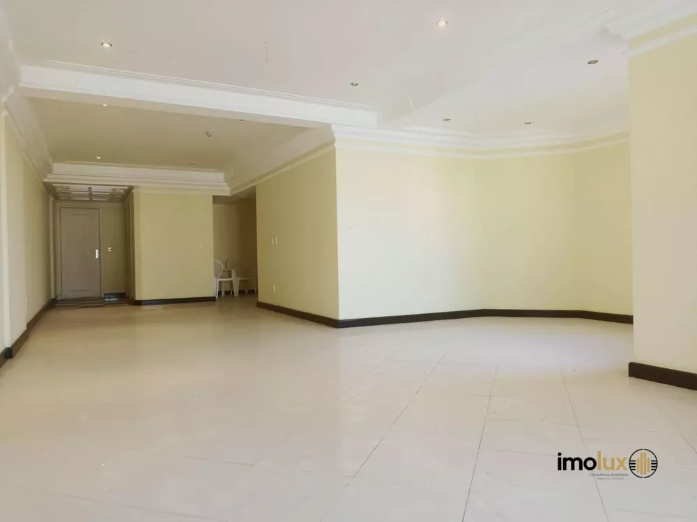 Apartamento, 3 quartos, 200 m² - Foto 2