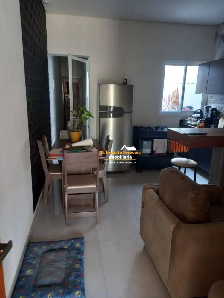 Casa, 2 quartos, 67 m² - Foto 1