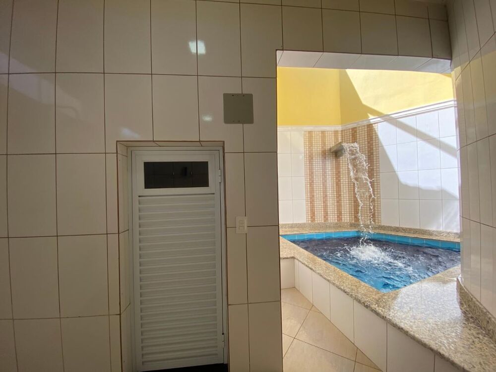 Chácara, 4 quartos, 1700 m² - Foto 4