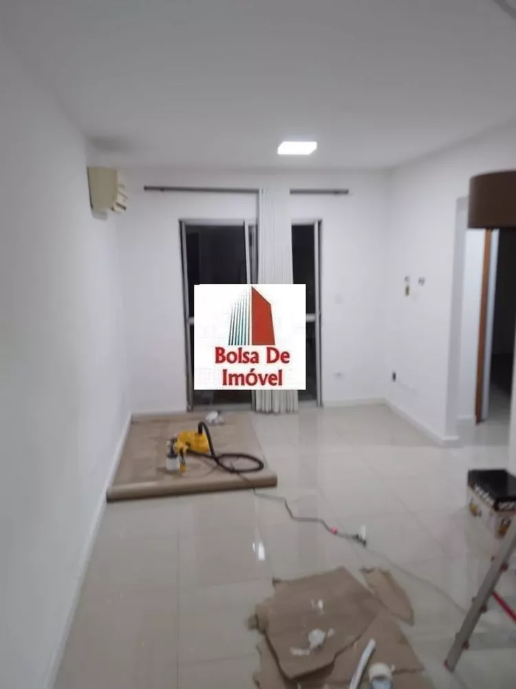 Apartamento à venda com 2 quartos, 55m² - Foto 3