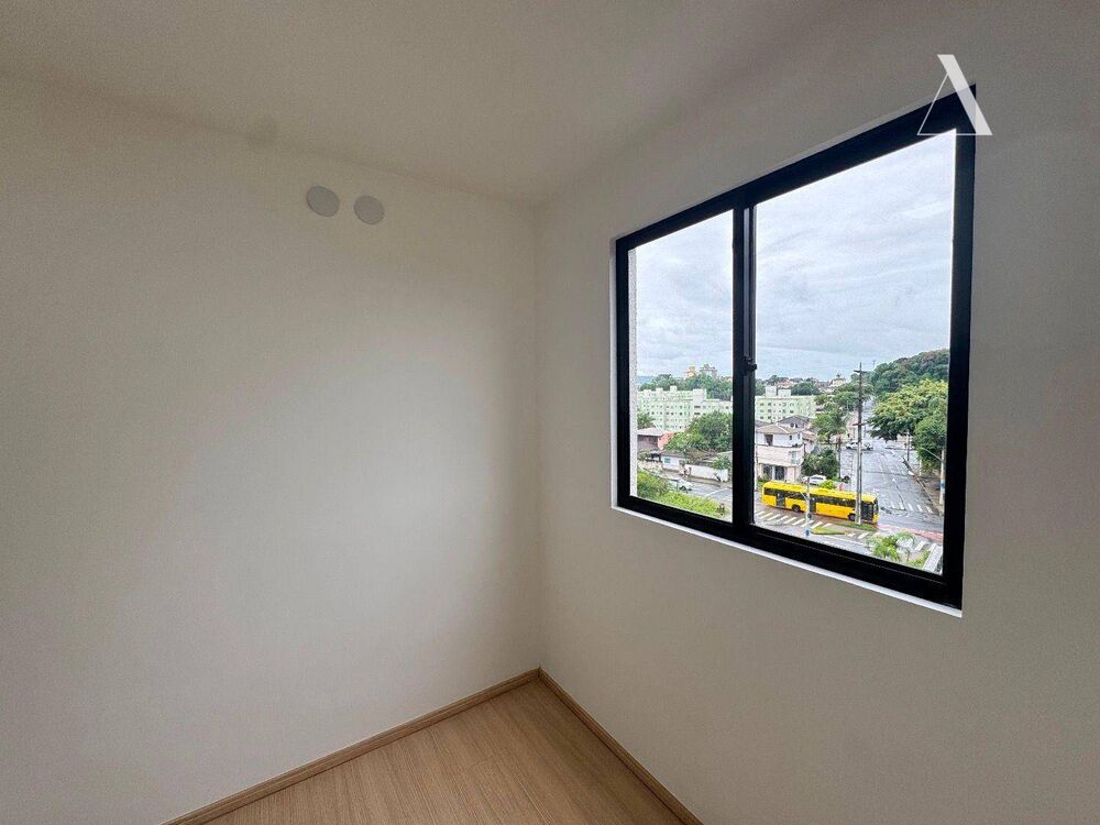 Apartamento à venda com 2 quartos, 62m² - Foto 9