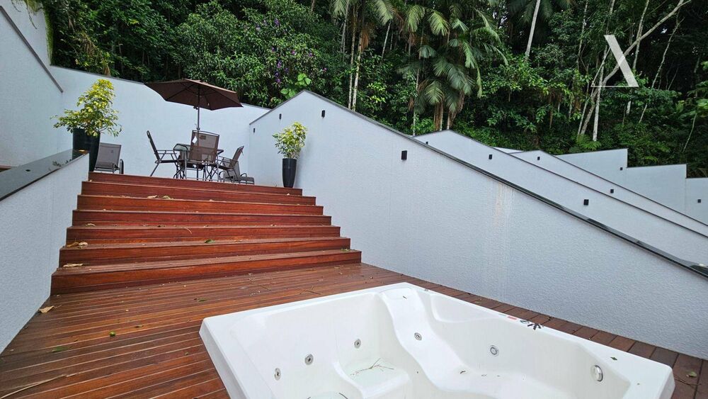 Casa, 3 quartos, 164 m² - Foto 1