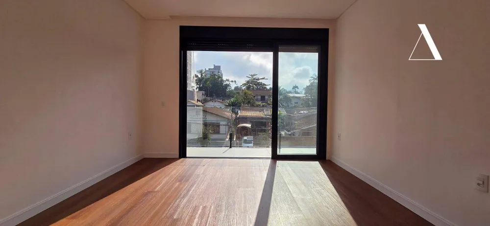 Casa, 3 quartos, 205 m² - Foto 9