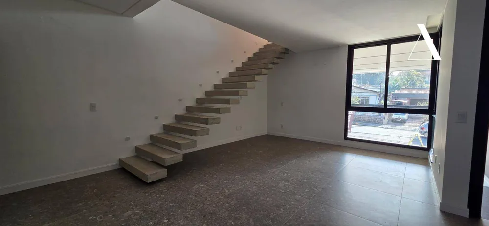 Casa, 3 quartos, 205 m² - Foto 3