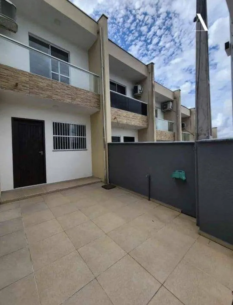 Casa, 2 quartos, 66 m² - Foto 1