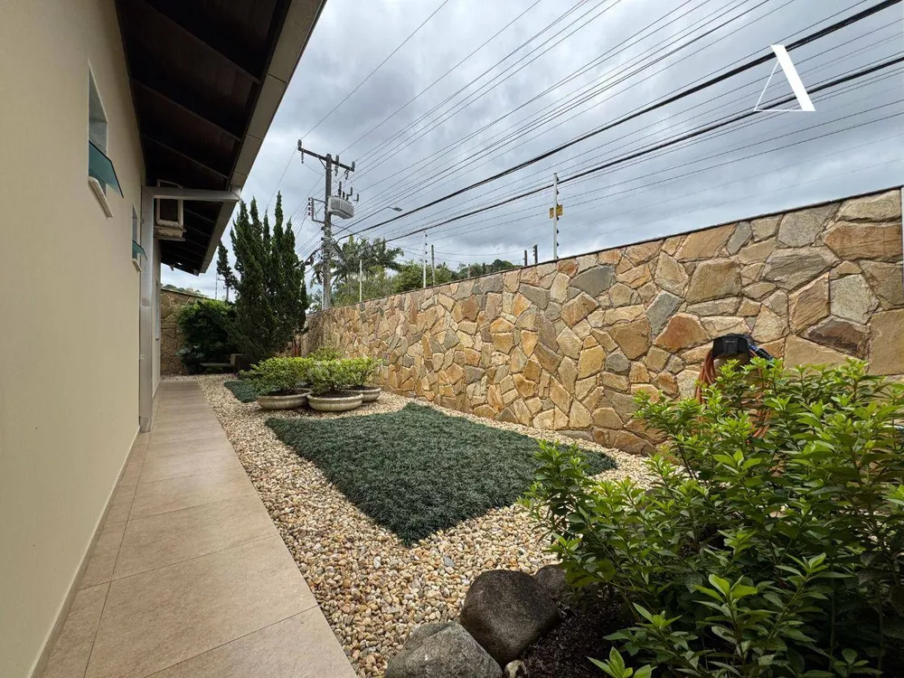 Casa, 4 quartos, 275 m² - Foto 3