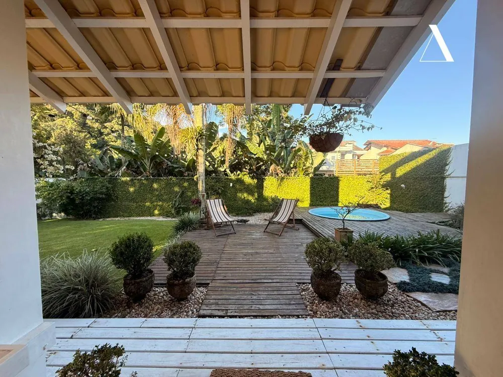 Casa, 2 quartos, 180 m² - Foto 1