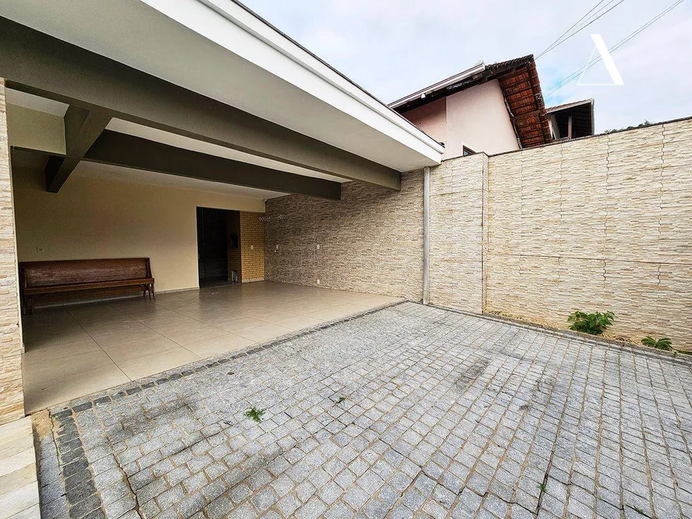 Casa, 3 quartos, 148 m² - Foto 4