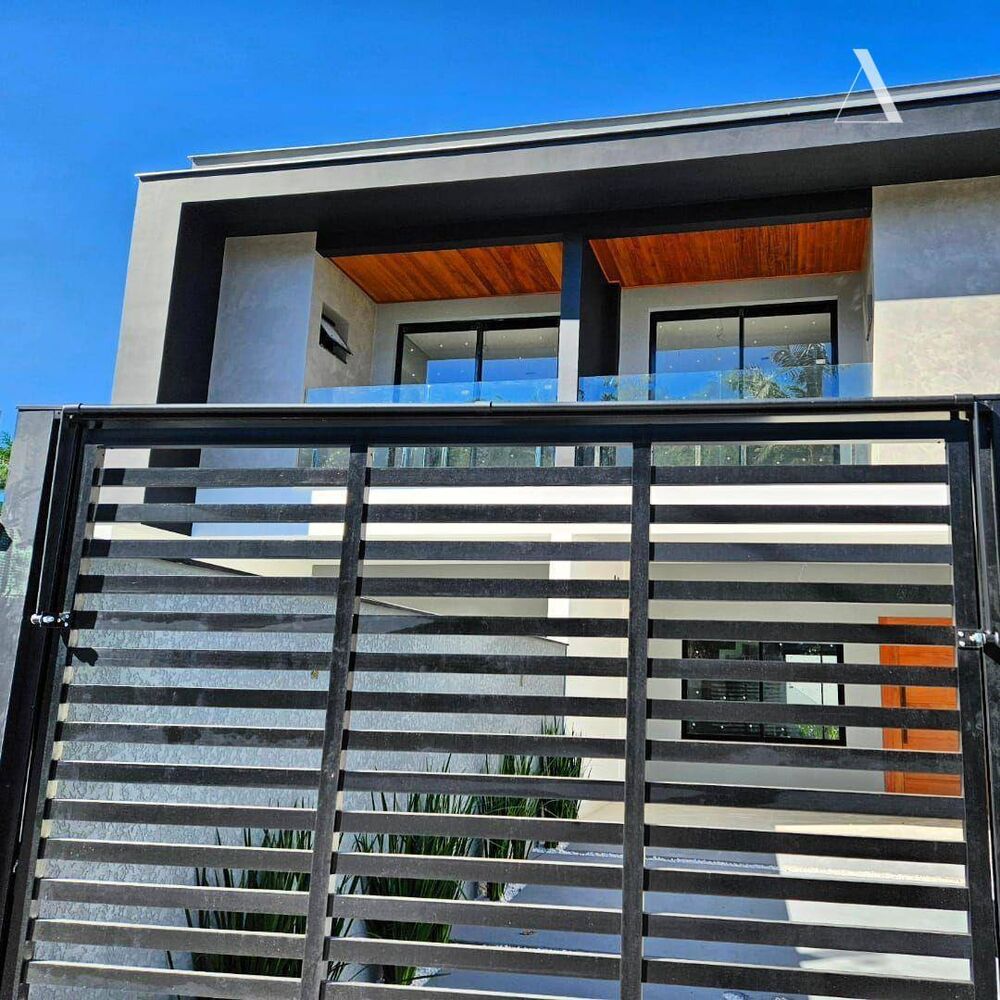 Casa de Condomínio à venda com 3 quartos, 128m² - Foto 1