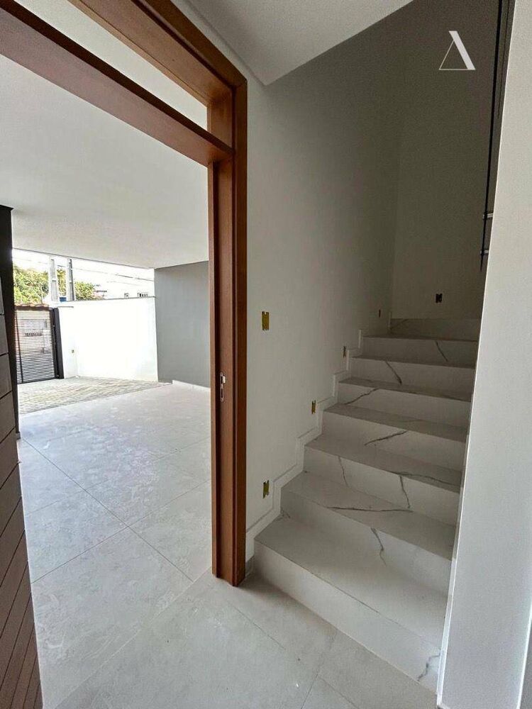 Casa, 3 quartos, 128 m² - Foto 1