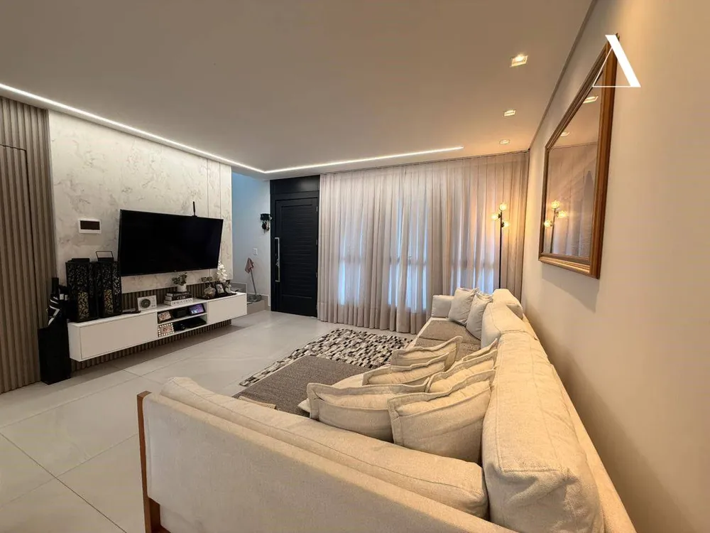Casa, 3 quartos, 116 m² - Foto 1