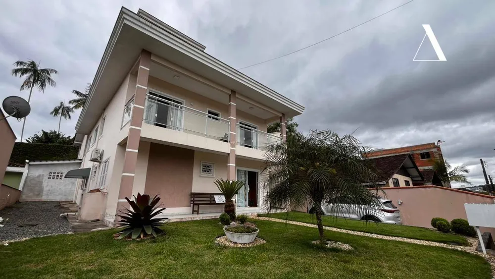 Casa, 4 quartos, 344 m² - Foto 1