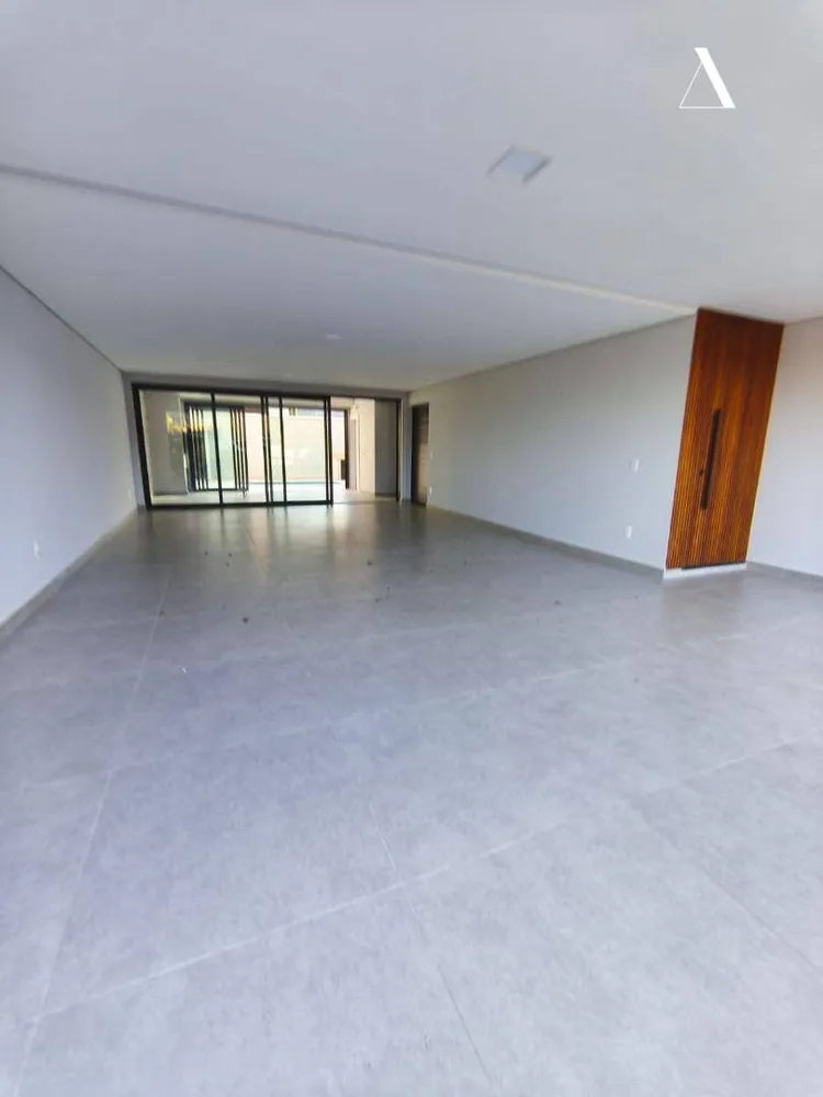 Casa, 3 quartos, 318 m² - Foto 4
