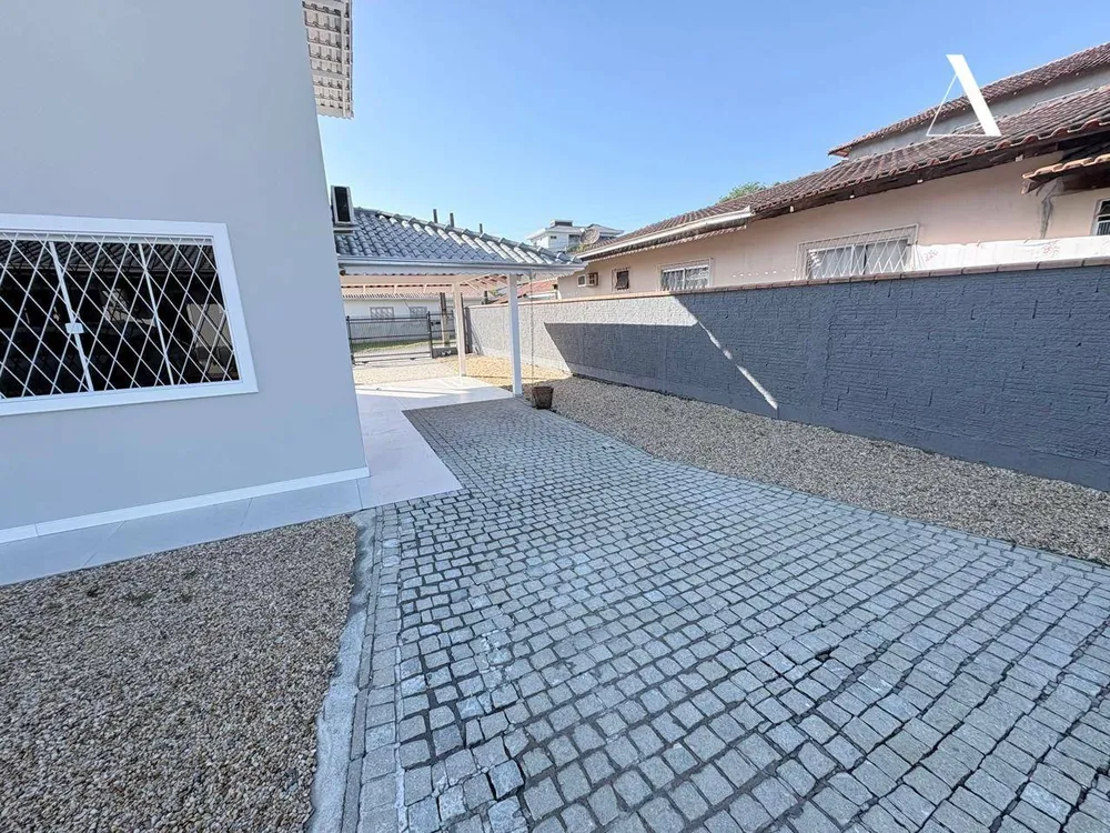Casa, 3 quartos, 233 m² - Foto 3