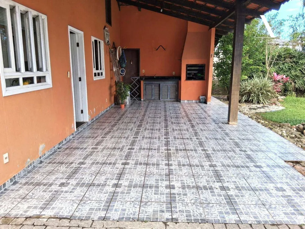 Casa, 5 quartos, 319 m² - Foto 2