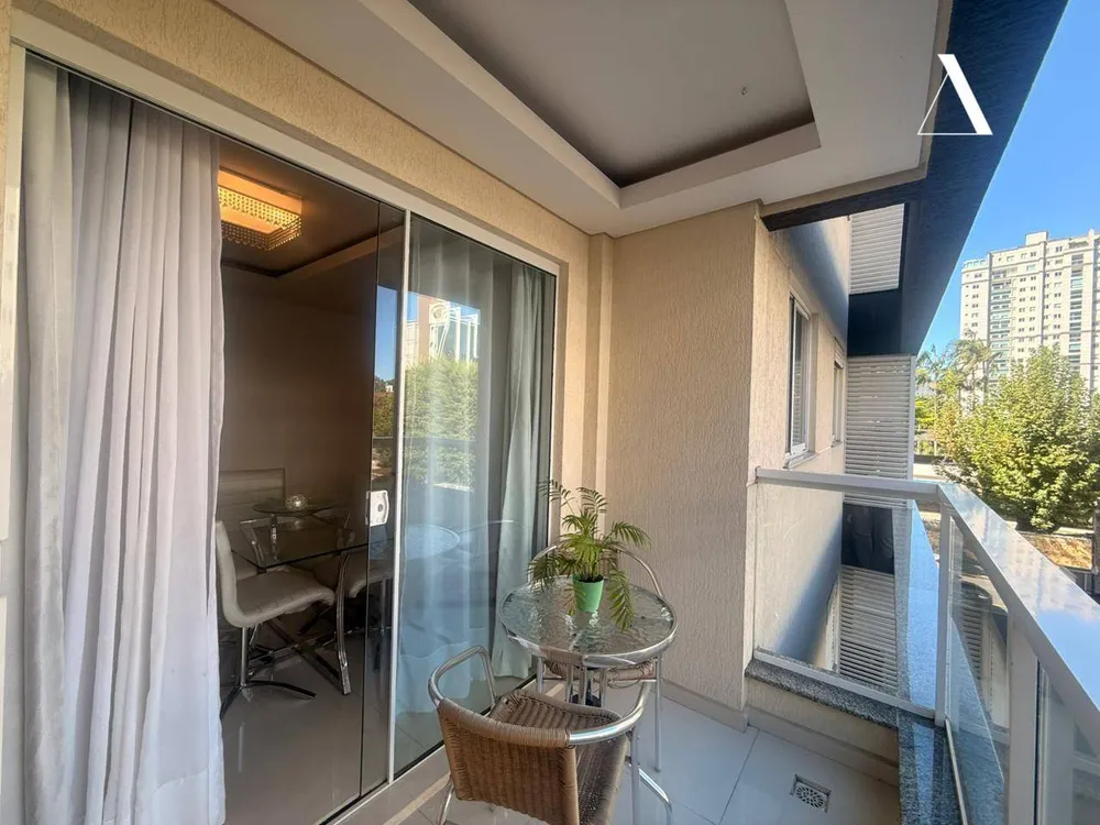 Apartamento, 3 quartos, 96 m² - Foto 2