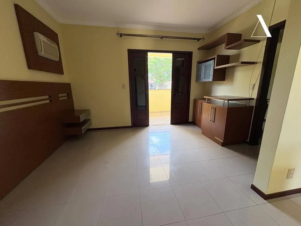 Casa, 3 quartos, 255 m² - Foto 14