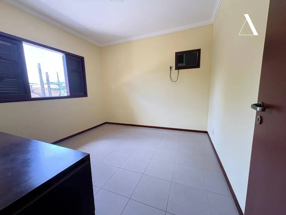 Casa, 3 quartos, 255 m² - Foto 17