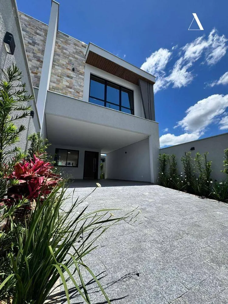 Casa, 3 quartos, 171 m² - Foto 1