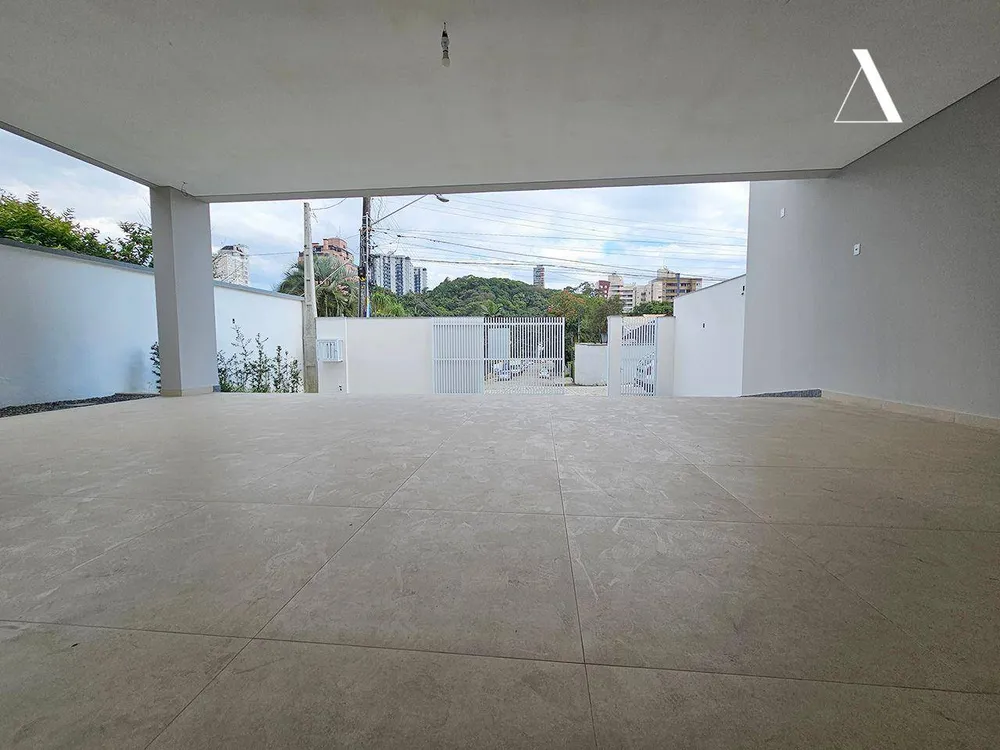Casa, 4 quartos, 270 m² - Foto 14