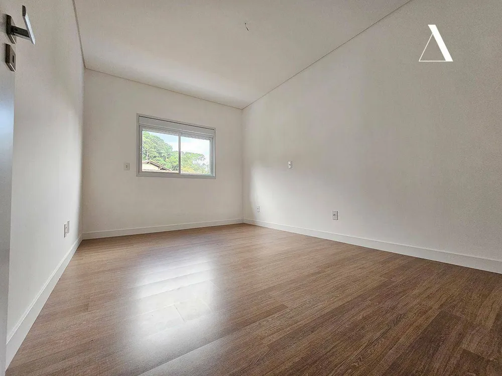 Casa, 4 quartos, 270 m² - Foto 16
