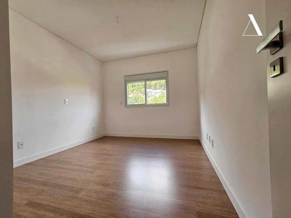 Casa, 4 quartos, 270 m² - Foto 15