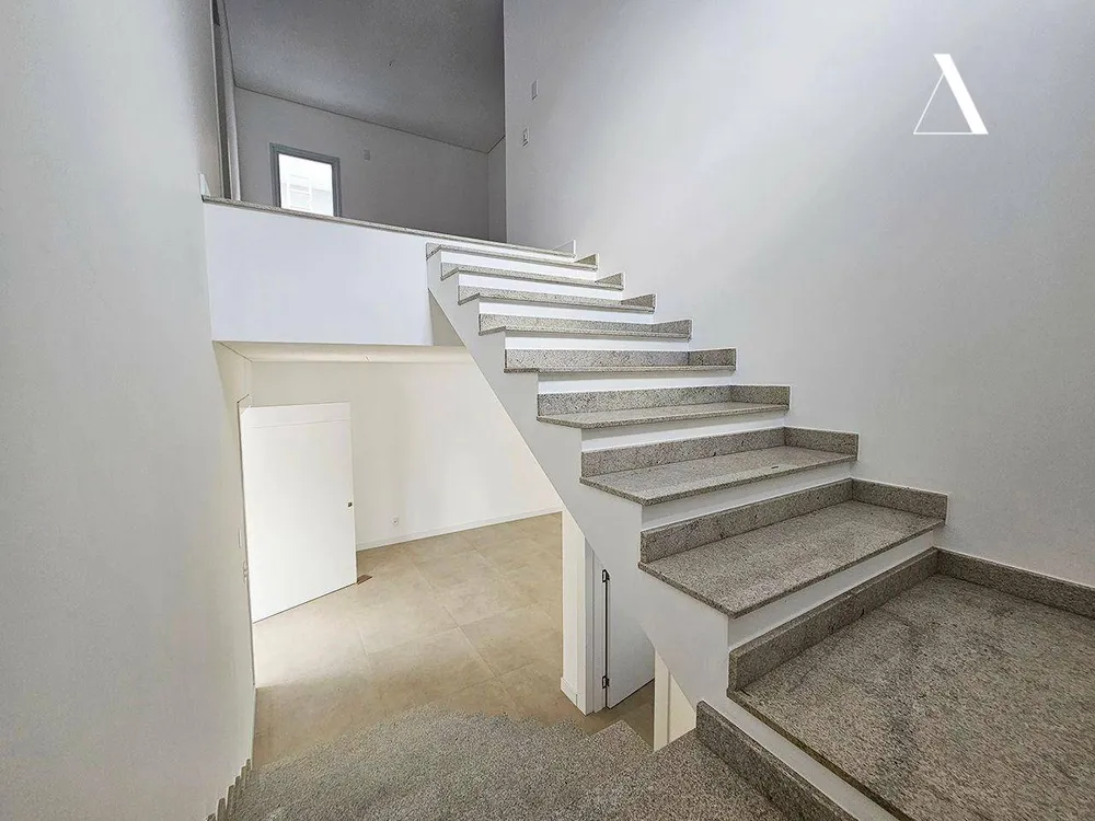 Casa, 4 quartos, 270 m² - Foto 3