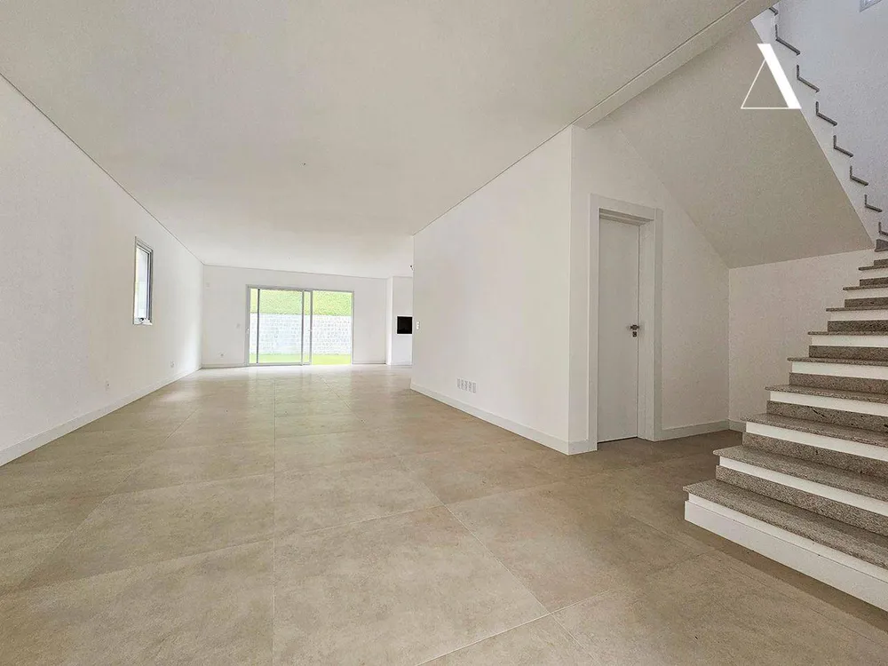 Casa, 4 quartos, 270 m² - Foto 7