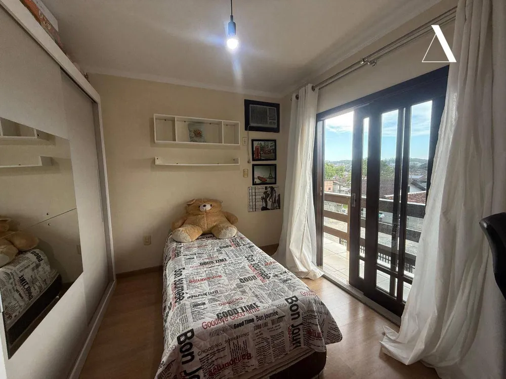 Casa, 3 quartos, 226 m² - Foto 10