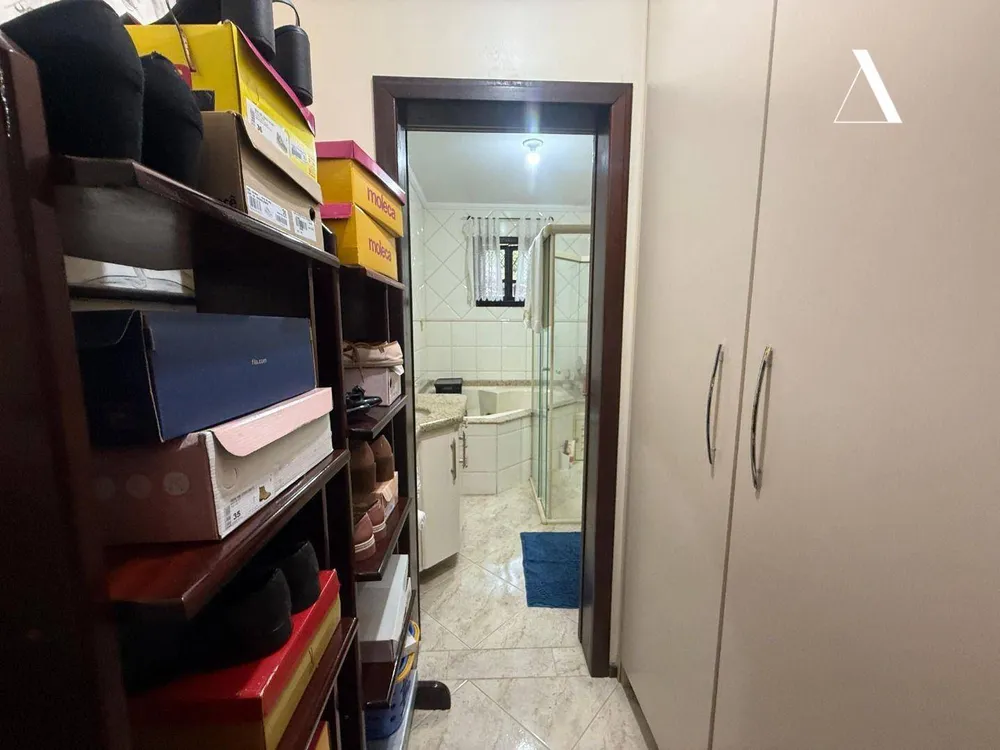 Casa, 3 quartos, 226 m² - Foto 13